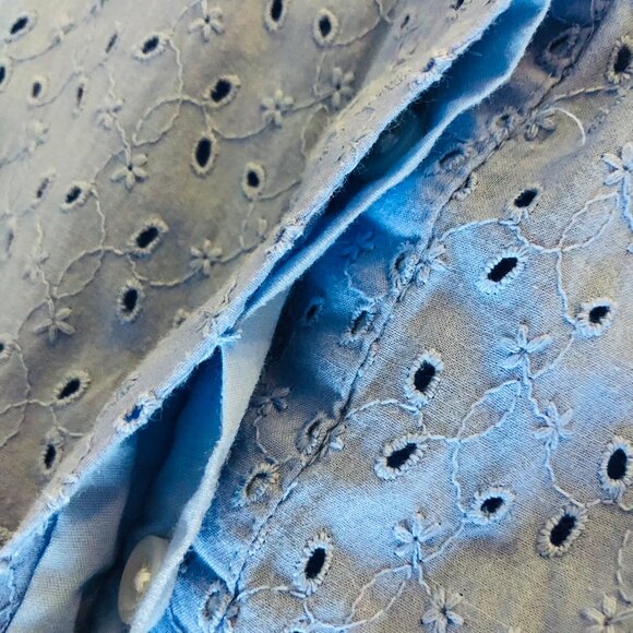 J. By J.Crew Floral Eyelet Shirt Dress Button Front Size 10 Blue 100% Cotton - Picture 15 of 16